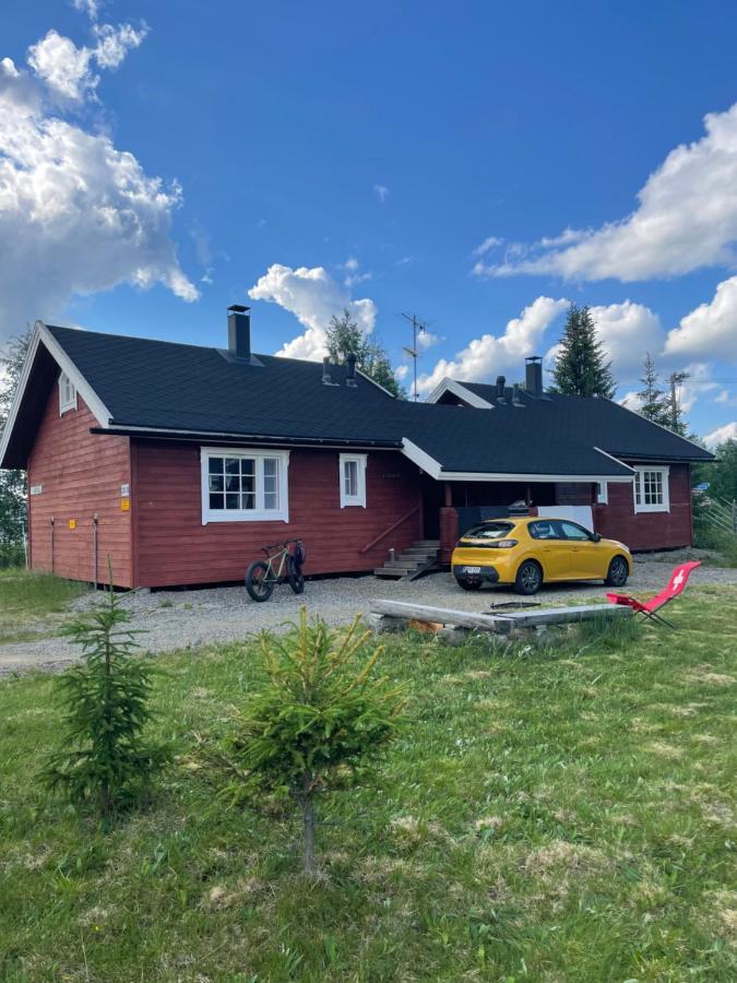 Yllaestoelli 2 A, Aekaeslompolo Villa Kolari Exterior foto
